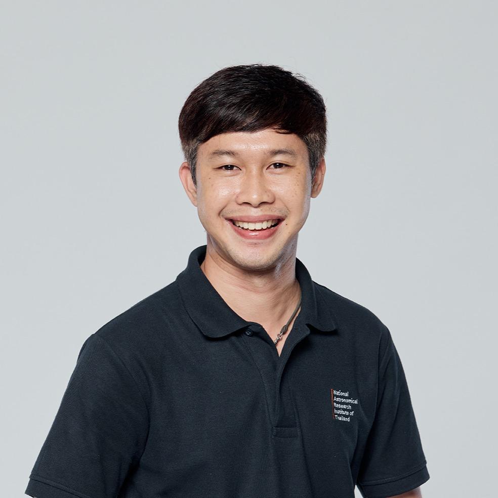 นายวรวัฒน์ สมบูรณ์ชัย