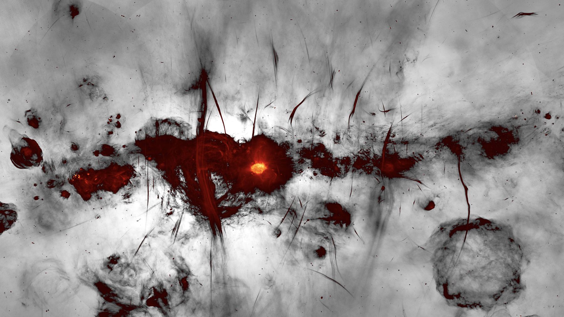 ภาพใจกลางกาแล็กซีทางช้างเผือกอันโกลาหล จากกล้องโทรทรรศน์วิทยุ MeerKAT