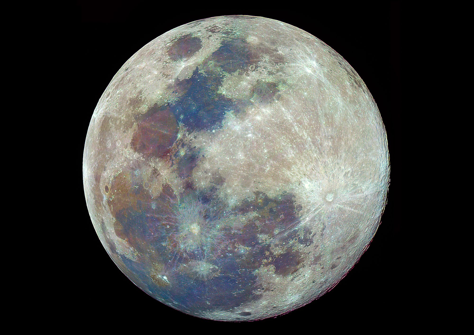 ความรู้จากภาพถ่าย “ดวงจันทร์” ในช่วงวันอยู่บ้านหยุดเชื้อเพื่อชาติ