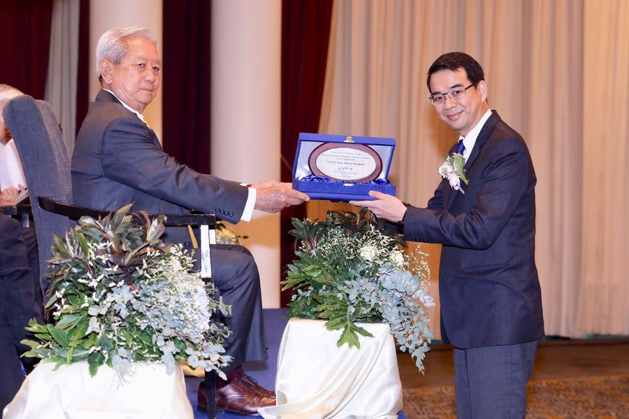 NARIT Wins ‘Outstanding Organization in Science and Technology Award’.